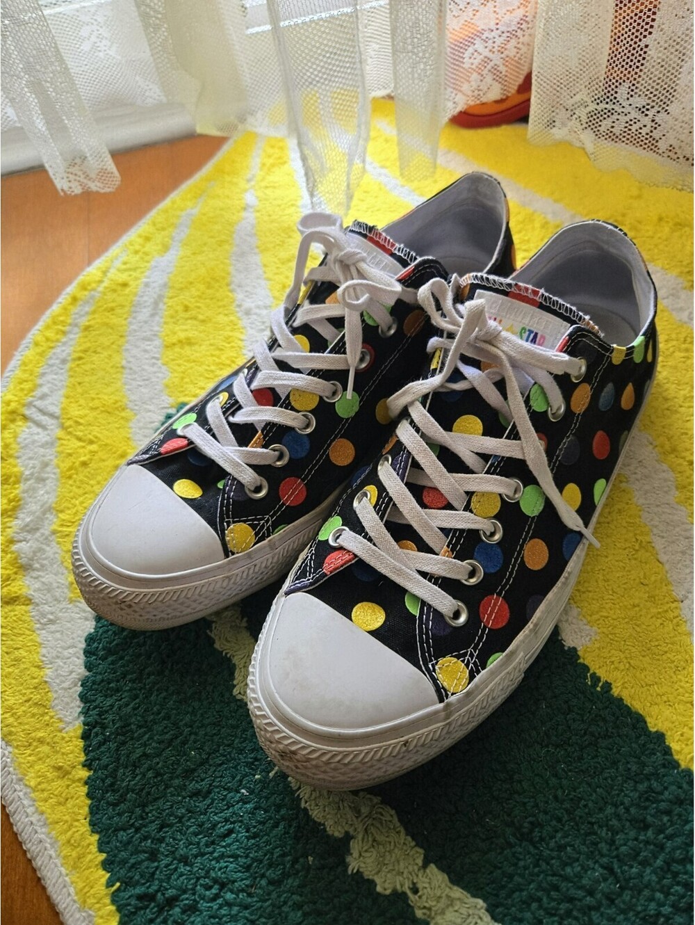MILEY CYRUS CONVERSE ALL STAR SNEAKER RAINBOW POLKA DOT PRIDE SIZE MEN 12/ WO 14 - Picture 5 of 8